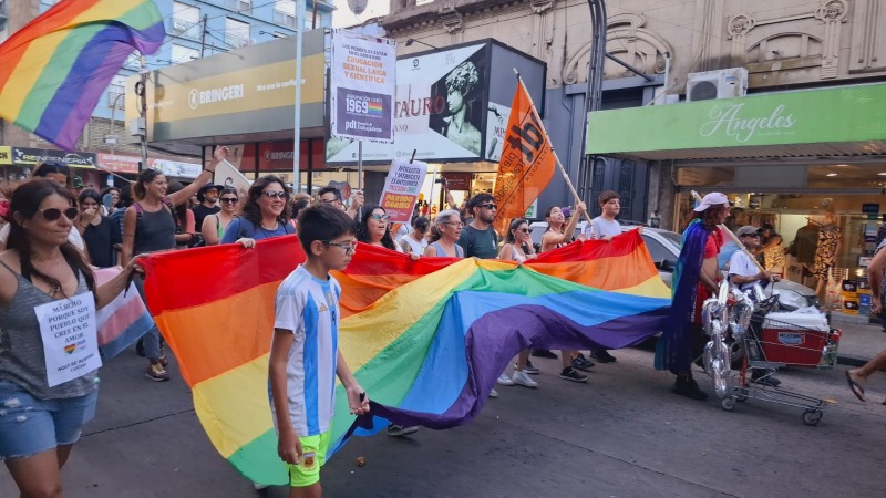 Olavarra se sum a la marcha antifascista y antirracista